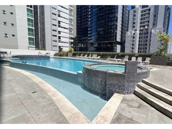 VENTA DE EXCLUSIVO APARTAMENTO EN BELLA VISTA - Imagen 15