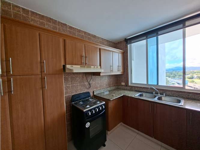 EL CANGREJO / MONT ROYALE / 130M / 3 HABITACIONES / BALCON / AMOBLADO - Imagen 6