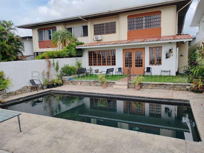 House for sale in Betania Casa El Avance 285 Mts PD
