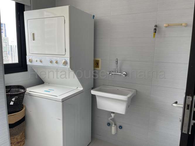 Alquiler de Apartamento Amoblado en El Cangrejo Ph Carreras Tower EC