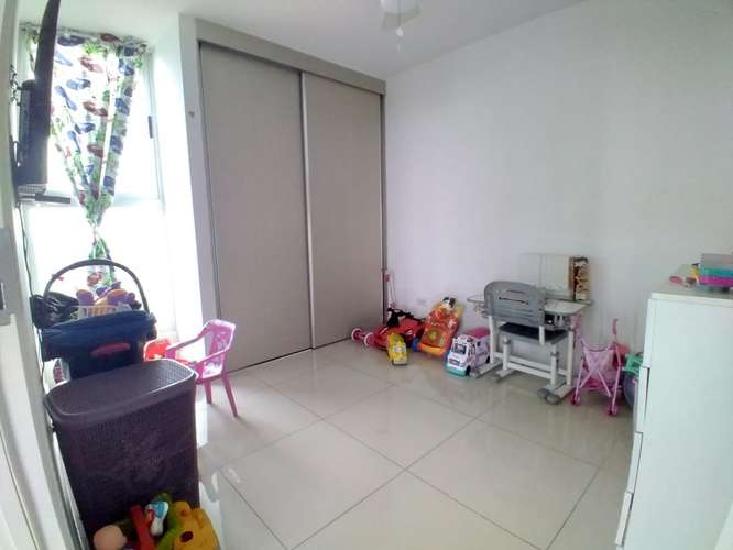 Alquiler Apartamento de lujo de 3Rec 2Baños Tumba muerto. VL - Imagen 8