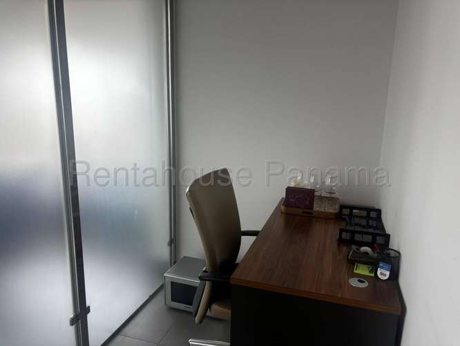 Venta de Consultorio en Obarrio 27-2535 MMM