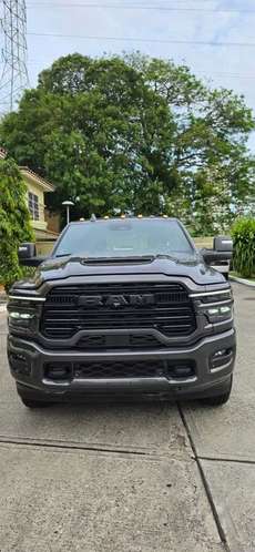 RAM 2500 DEL 2025 COMO NUEVO 
