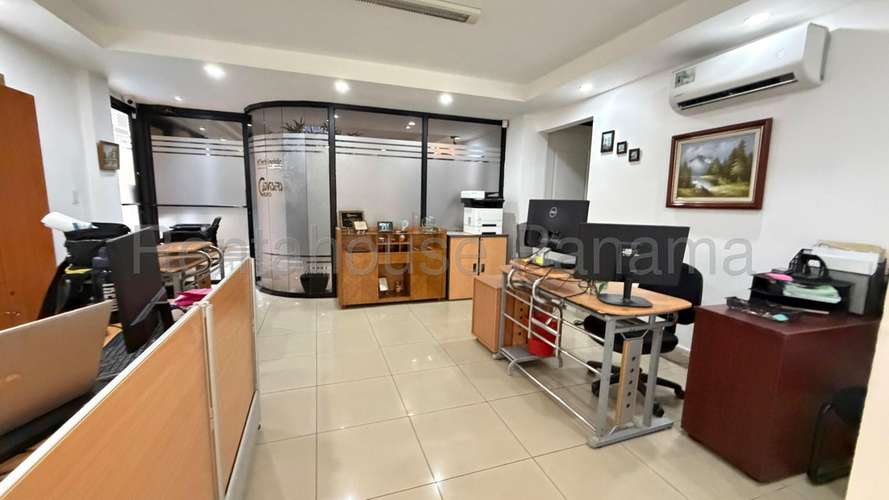 Oficina Comercial en Venta en El Carmen JG