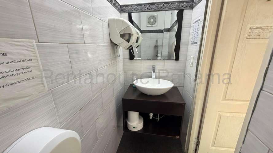 Oficina Comercial en Venta en El Carmen JG