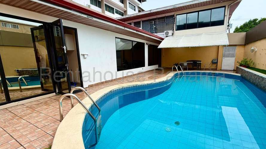 Oficina Comercial en Venta en El Carmen JG