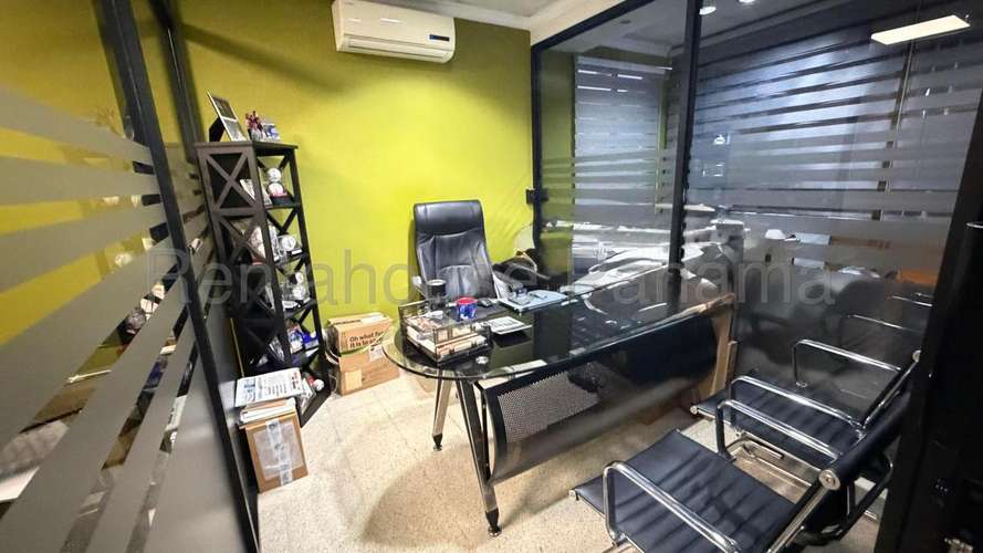 Oficina Comercial en Venta en El Carmen JG