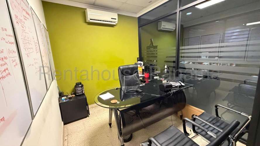 Oficina Comercial en Venta en El Carmen JG