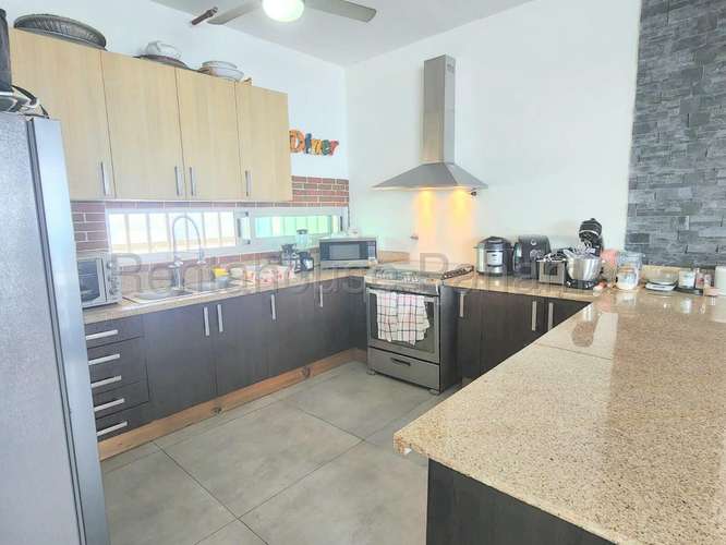 AC APARTAMENTO CON LÍNEA BLANCA EN VENTA EN PH NAUTICA TOWER 25-8349 - Imagen 7