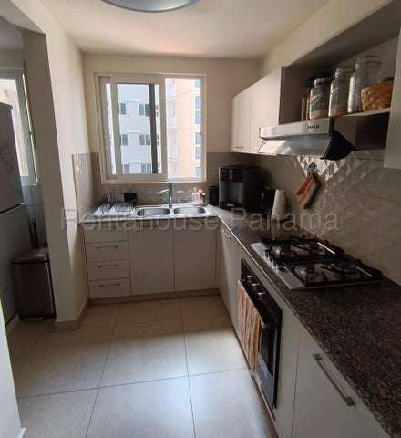 Apartamento en Alquiler en Versalles JG