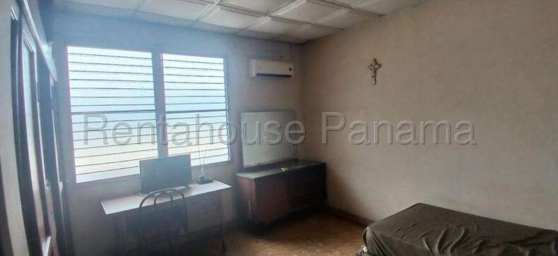 Venta de Edidicio 2 Niveles con Local Comercial PB en Parque Lefevre, Wenceslao 26LGG2110 - Imagen 11
