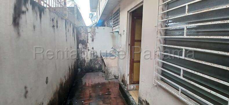 Venta de Edidicio 2 Niveles con Local Comercial PB en Parque Lefevre, Wenceslao 26LGG2110 - Imagen 7