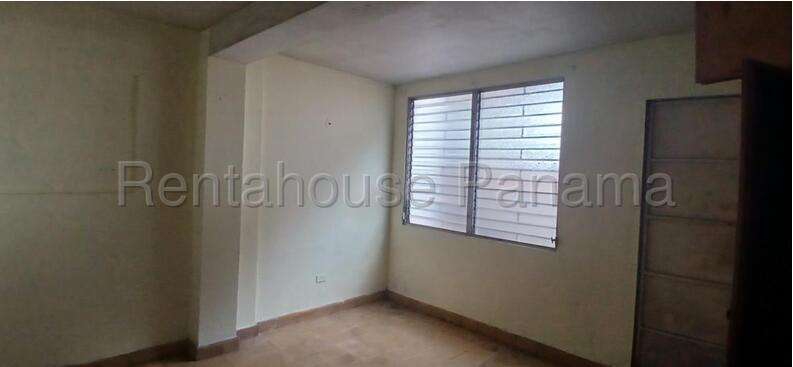 Venta de Edidicio 2 Niveles con Local Comercial PB en Parque Lefevre, Wenceslao 26LGG2110 - Imagen 6