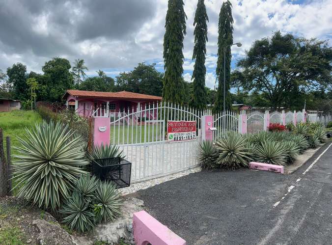Las Lajas. 1001mts 3r 2b Terraza $160,000.00neg - Imagen 6