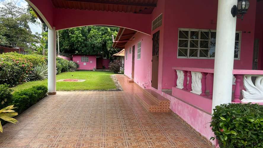 Las Lajas. 1001mts 3r 2b Terraza $160,000.00neg - Imagen 3