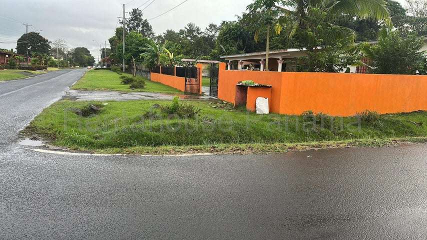 Casa de 6 dormitorios en alquiler en Barrio Colón, La Chorrera GB - Imagen 3