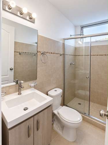 SE VENDE APARTAMENTO RECIEN REMODELADO EN LLANO BONITO - Imagen 5