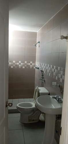 Apartamento en alquiler en PH Breezes Park, Parque Lefevre: 2 recámaras, balcón y seguridad 24 horas. - Imagen 4