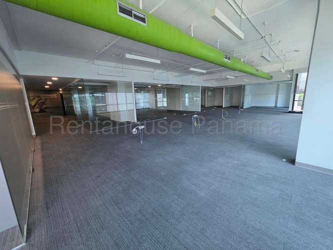Oficina en Alquiler en Costa del Este 740 m² Piso Bajo LR - Imagen 15