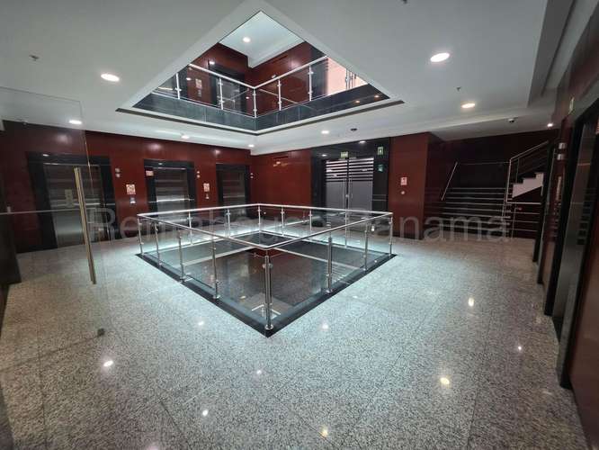 Oficina en Alquiler en Costa del Este 1480 m² Piso Bajo LR - Imagen 10