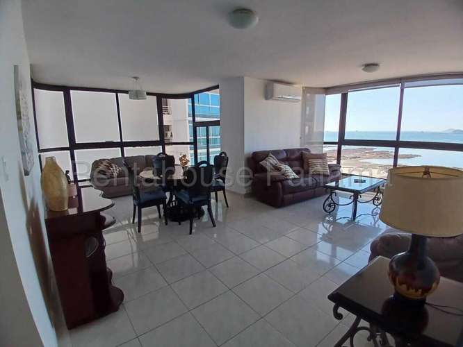 Apartamento en Alquiler en Avenida Balboa 27AECC3186 - Imagen 2