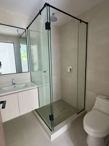 NC146 SE ALQUILA AMPLIO APARTAMENTO CON LINEA BLANCA EN ALBROOK - Imagen 4
