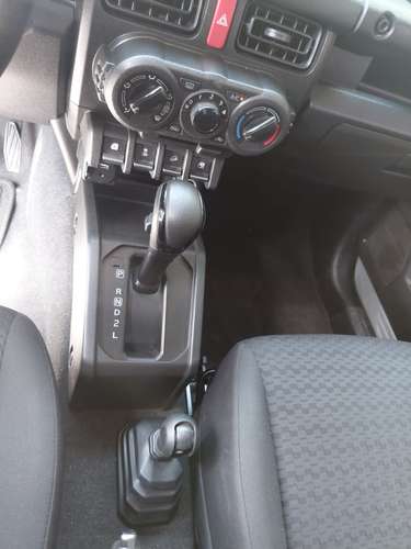 SUZUKI JIMN 2024 AUTOMATICO 4X4  - Imagen 9