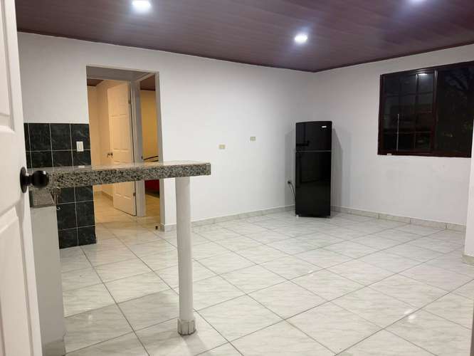 Alquilo apartamento Las cumbres-Frente a la estacion Villa Zaita - Imagen 11