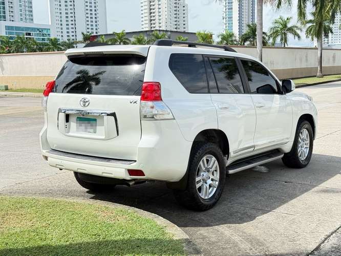Toyota Prado Vx 2011 Automatico a solo $22,900 - Imagen 5