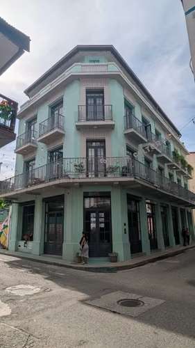 VENTA O ALQUILER LOCAL EN SANTA ANA
