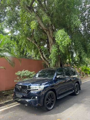TOYOTA LANDCRUISER EXECUTIVE LOUNGE 2019 $65,900