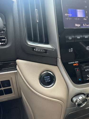 TOYOTA LANDCRUISER EXECUTIVE LOUNGE 2019 $65,900 - Imagen 8