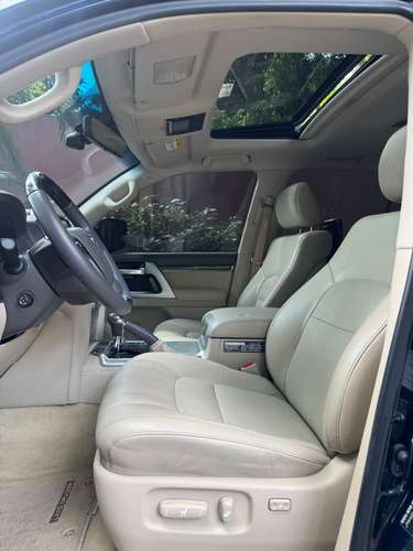 TOYOTA LANDCRUISER EXECUTIVE LOUNGE 2019 $65,900 - Imagen 6