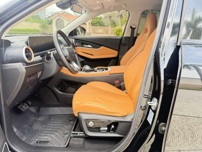 Forthing T5HEV 2025 Full Extras a solo $14,900