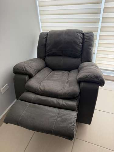  Vendo Sillón Reclinable Mecedora 