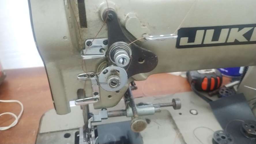 OPORTUNIDAD Máquina coser Cuero JUKI - Imagen 3