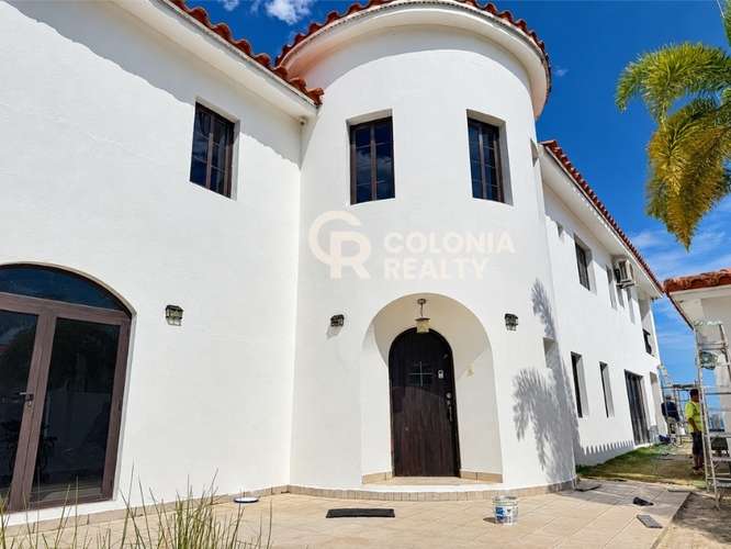 Exclusiva villa mediterránea de 5 recámaras con piscina y vista al mar en San Carlos - Imagen 5