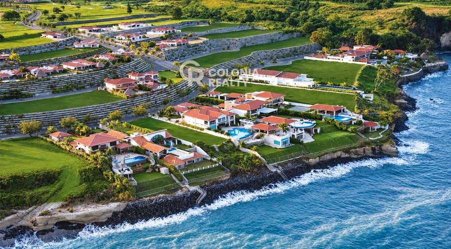Exclusiva villa mediterránea de 5 recámaras con piscina y vista al mar en San Carlos - Imagen 2