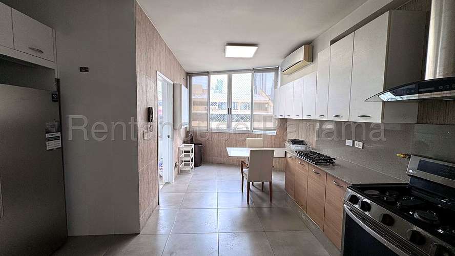 Alquiler Apartamento Remodelado Amoblado 229 m2 Vista al Mar 3 Balcones PH Torre del Parque Paitilla - ALYC 27-297 - Imagen 8