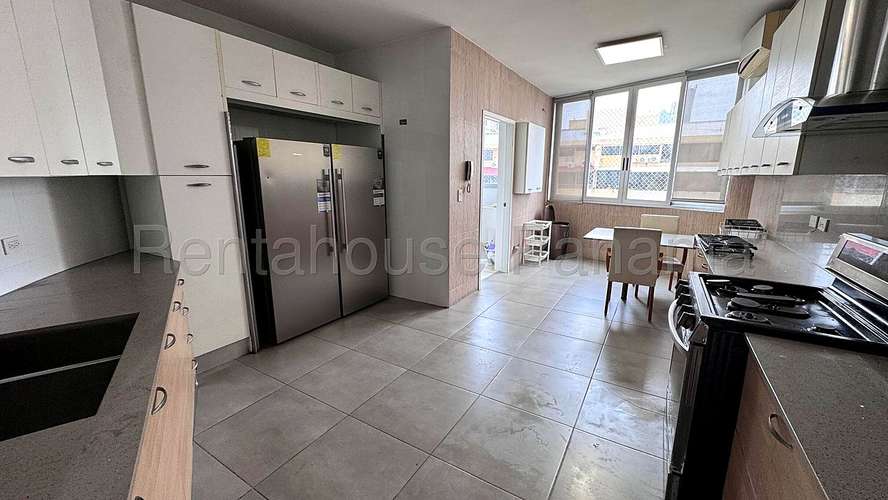 Alquiler Apartamento Remodelado Amoblado 229 m2 Vista al Mar 3 Balcones PH Torre del Parque Paitilla - ALYC 27-297 - Imagen 7