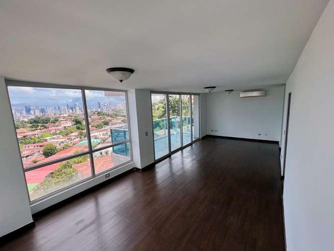 VILLA DE LAS FUENTES I 182 m² + BALCONY