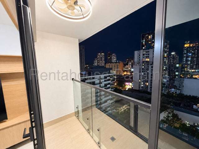 Alquiler de apartamento amoblado en PH Armonía, Bella Vista *