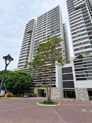 Apartamento en Alquiler en Condado Country Club | 97 m² | 2 Recámaras | $1,200