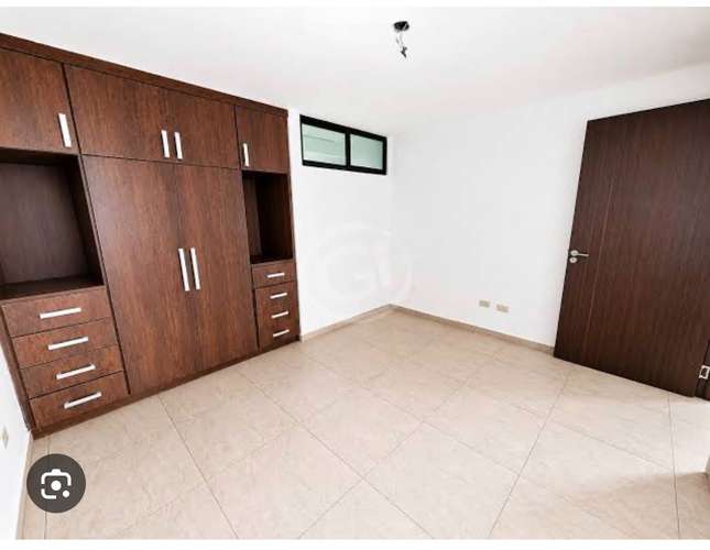 C515J SE ALQUILA AMPLIO APARTAMENTO CON LINEA BLANCA EN CONDADO DEL REY  - Imagen 2