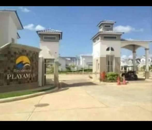 SE VENDE O SE ALQUILA AMPLIA CASA DE PROYECTO  DE PLAYA  PANAMÁ OESTE ARRAIJAN  - Imagen 5