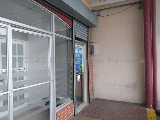 ALQUILER LOCAL COMERCIAL EN PLAZA ECONOMARKET, ALTOS DE SANTA MARÍA 26ML2074