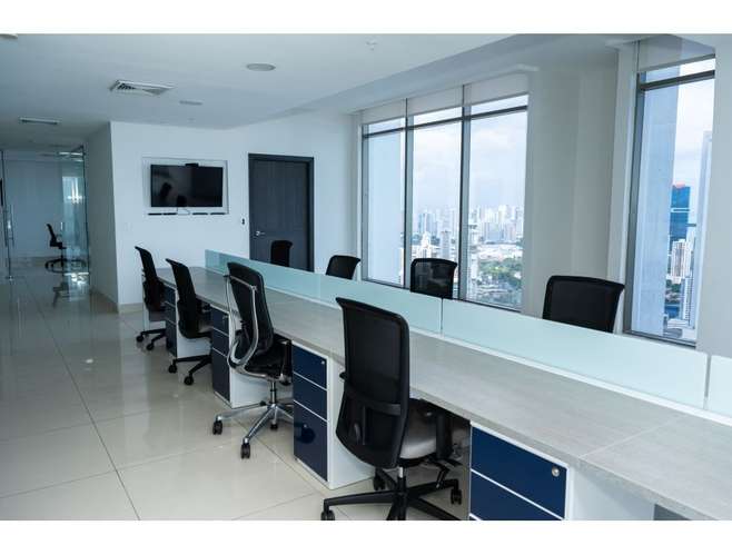 Oficina Amoblada en Alquiler con Vista al Mar y a la Ciudad en Torre BICSA, Avenida Balboa | LH