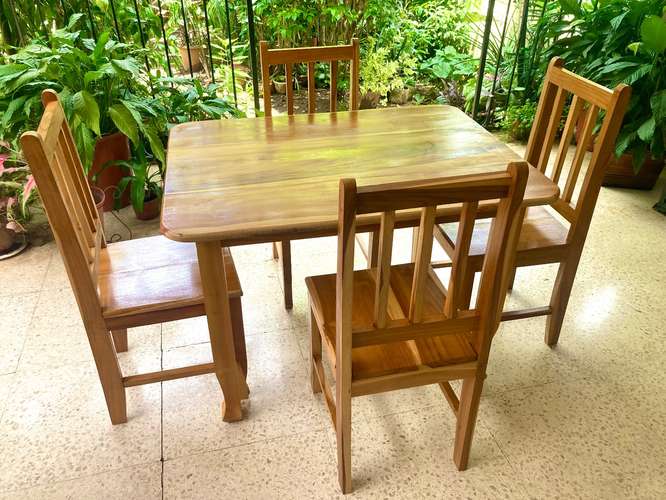 Comedor de Madera de 4 puestos - Imagen 3