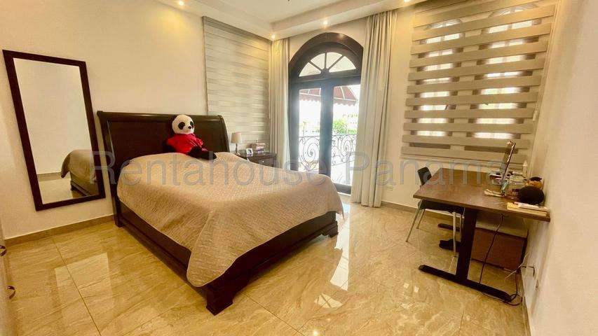 Casa Parcialmente Amoblada en Alquiler en Las Begonias Costa del Este  mpm-273240 - Imagen 15