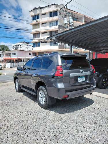 2020 Toyota Prado TXL - super bien conservado - Imagen 3